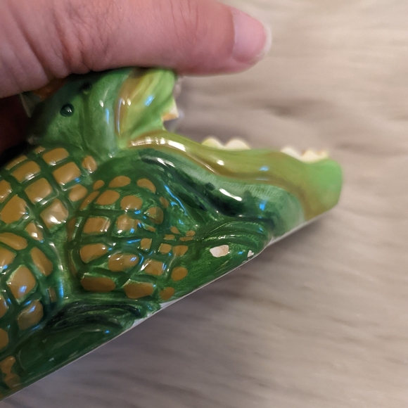 Y2K ceramic alligator kitchen sponge holder - Picture 7 of 7